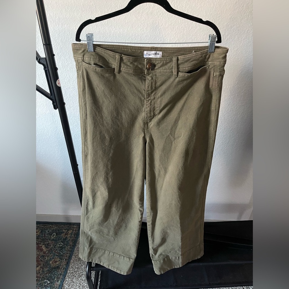 Women’s Olive Khaki Pants